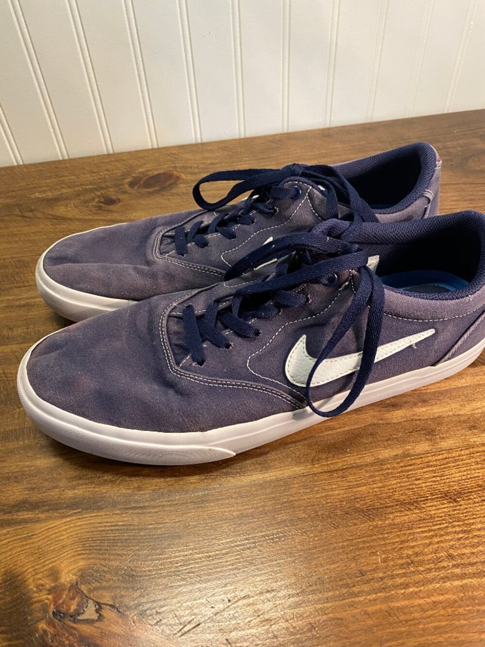 Nike - SB Charge Canvas Skate Shoes Navy Blue and White Sneakers - Men's Size 13